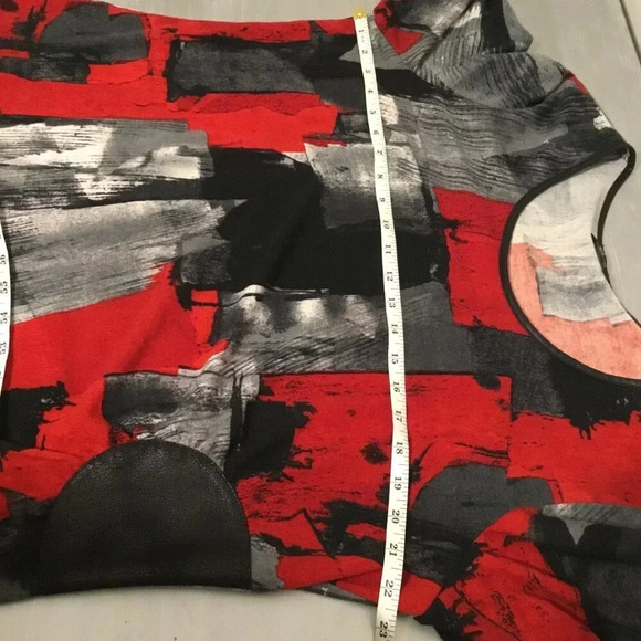 Bali  Corp | Printed blouse SZ XL *** Pit to Pit: 22.5” - Picture 4 of 6